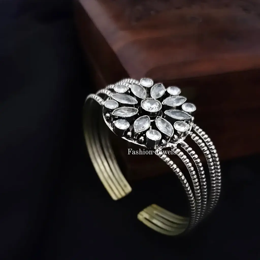 SilverlookalikeBrassZirconFlowerKada-FashionJewels2.webp
