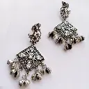 SilverlookalikeZirconstoneblackbeadedNecklaceset-FashionJewels3.webp